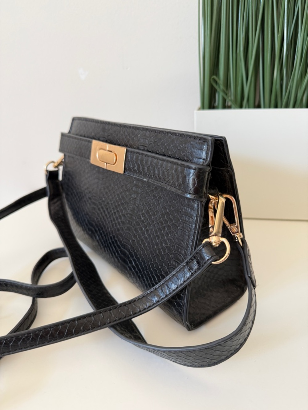 Black Faux-Snakeskin Crossbody Bag with Gold Hardware - Picture 2 of 7